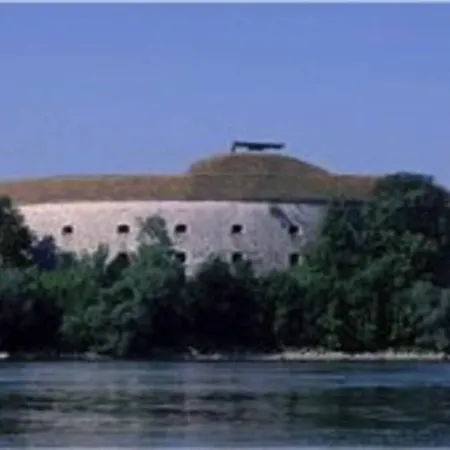 Tatil Evi Romantic Holiday By The Danube